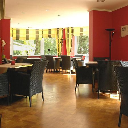 B&B Bloemenweelde Генк Экстерьер фото