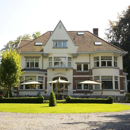 B&B Bloemenweelde Генк Экстерьер фото