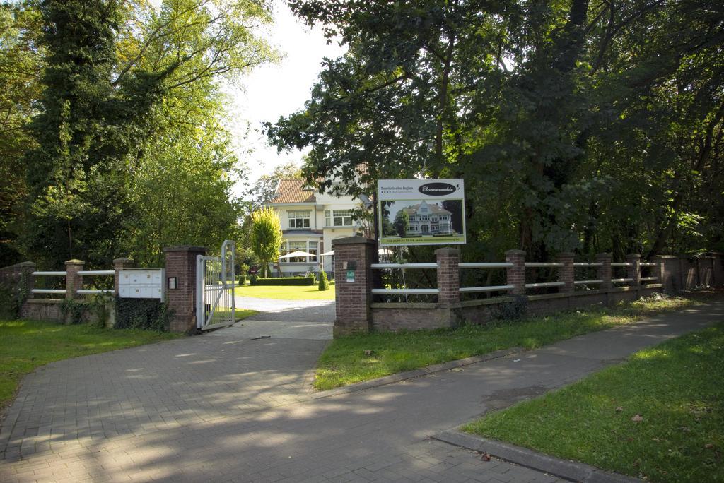 B&B Bloemenweelde Генк Экстерьер фото
