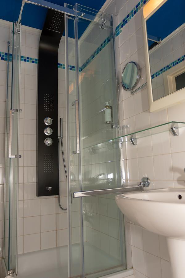 B&B Bloemenweelde Генк Экстерьер фото