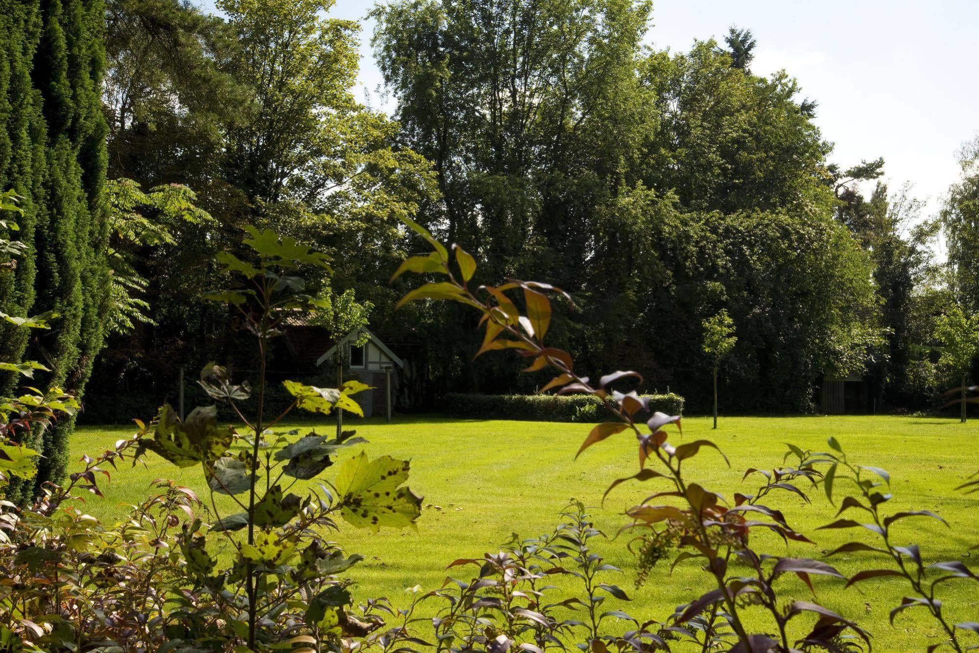 B&B Bloemenweelde Генк Экстерьер фото